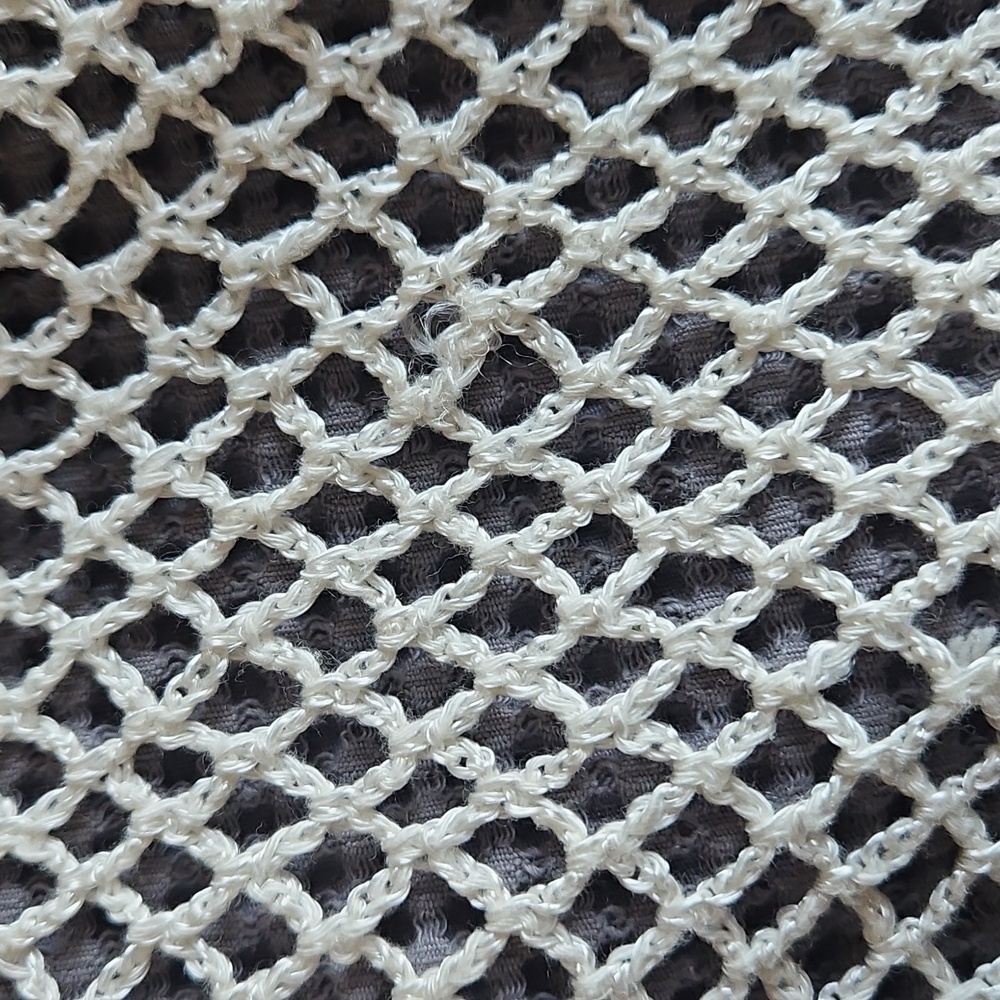 Victoria's Secret Cream Cable Knit Shrug - Picture 12 of 13